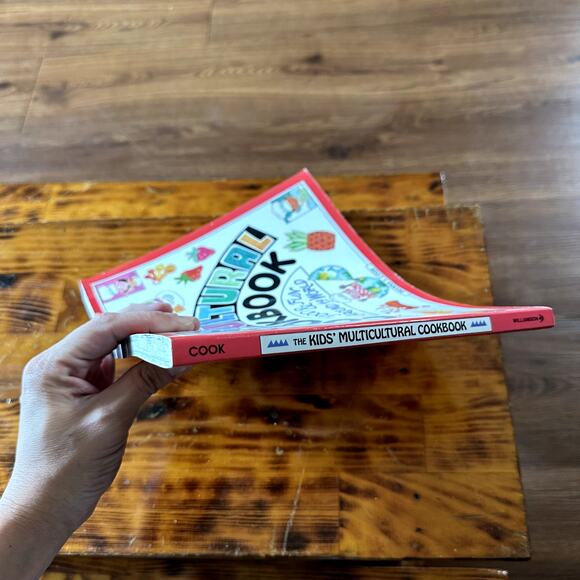 Vintage 1995 The Kids' Multicultural Cookbook Food & Fun Around The World Book - Picture 11 of 11